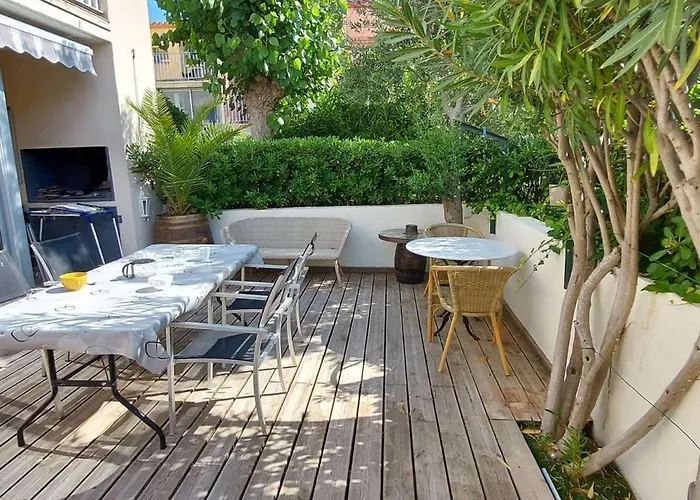 아파트 Climatise 3 Pieces, 6 Pers, Terrasse, Bbq, Parking Prive, A 100 M De La - Fr-1-423-253