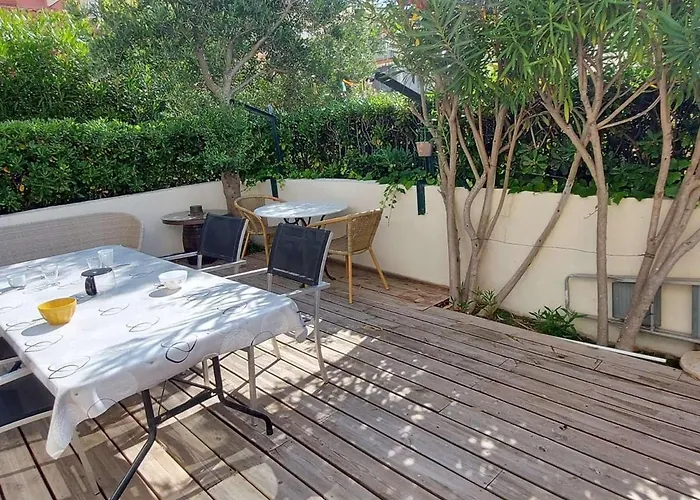 아파트 Climatise 3 Pieces, 6 Pers, Terrasse, Bbq, Parking Prive, A 100 M De La - Fr-1-423-253