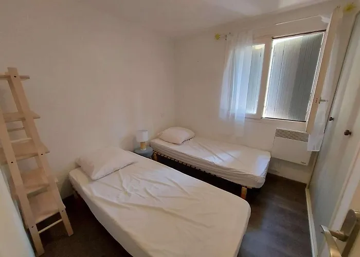 아파트 Climatise 3 Pieces, 6 Pers, Terrasse, Bbq, Parking Prive, A 100 M De La - Fr-1-423-253 Le Grau-dʼAgde